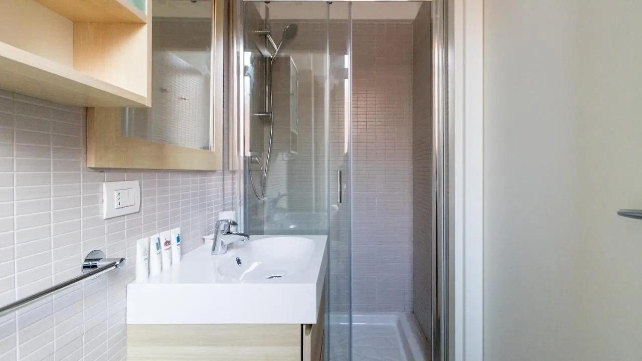 Italianway - Garigliano 8 Apartment Milan