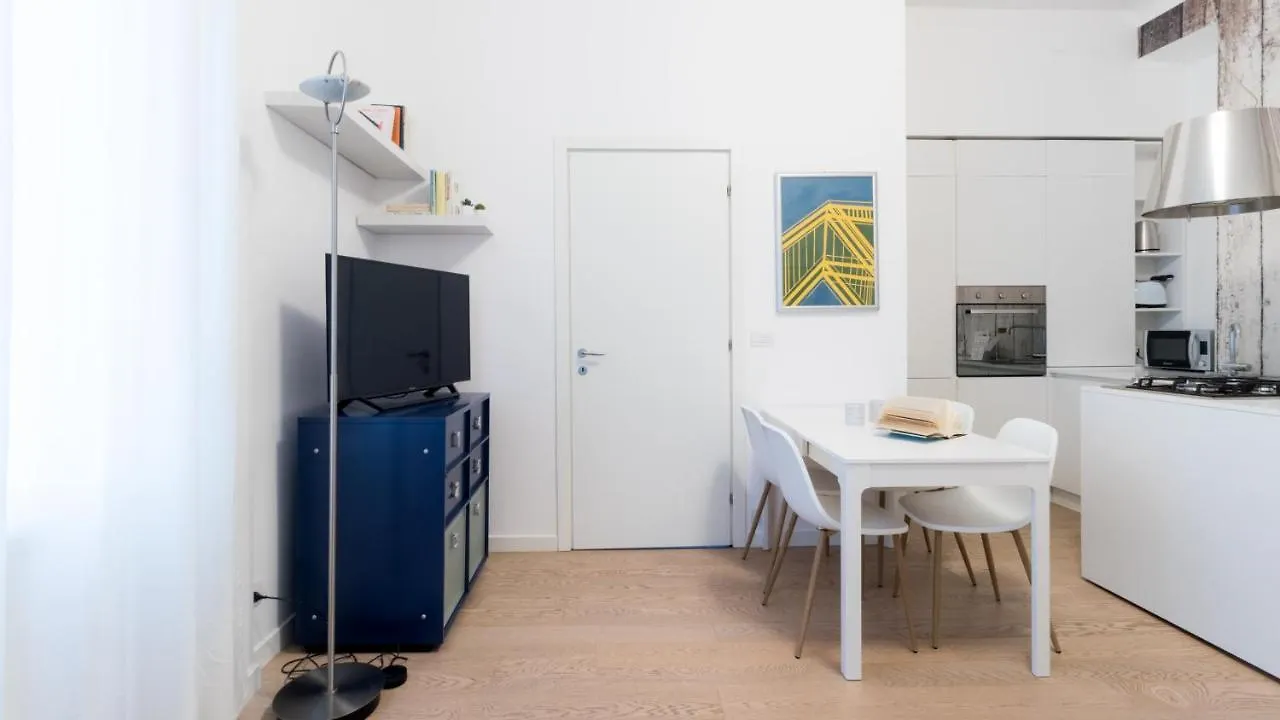Italianway - Garigliano 8 Apartment Milan