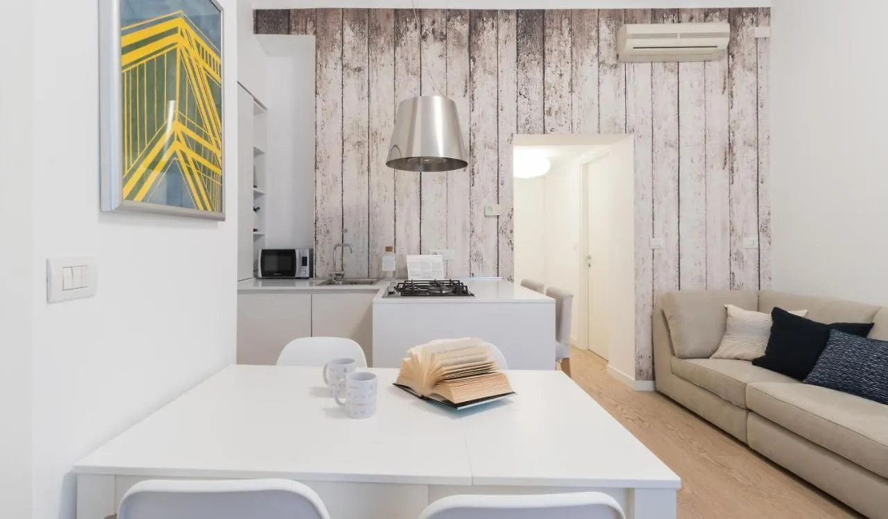 Italianway - Garigliano 8 Apartment Milan Italy
