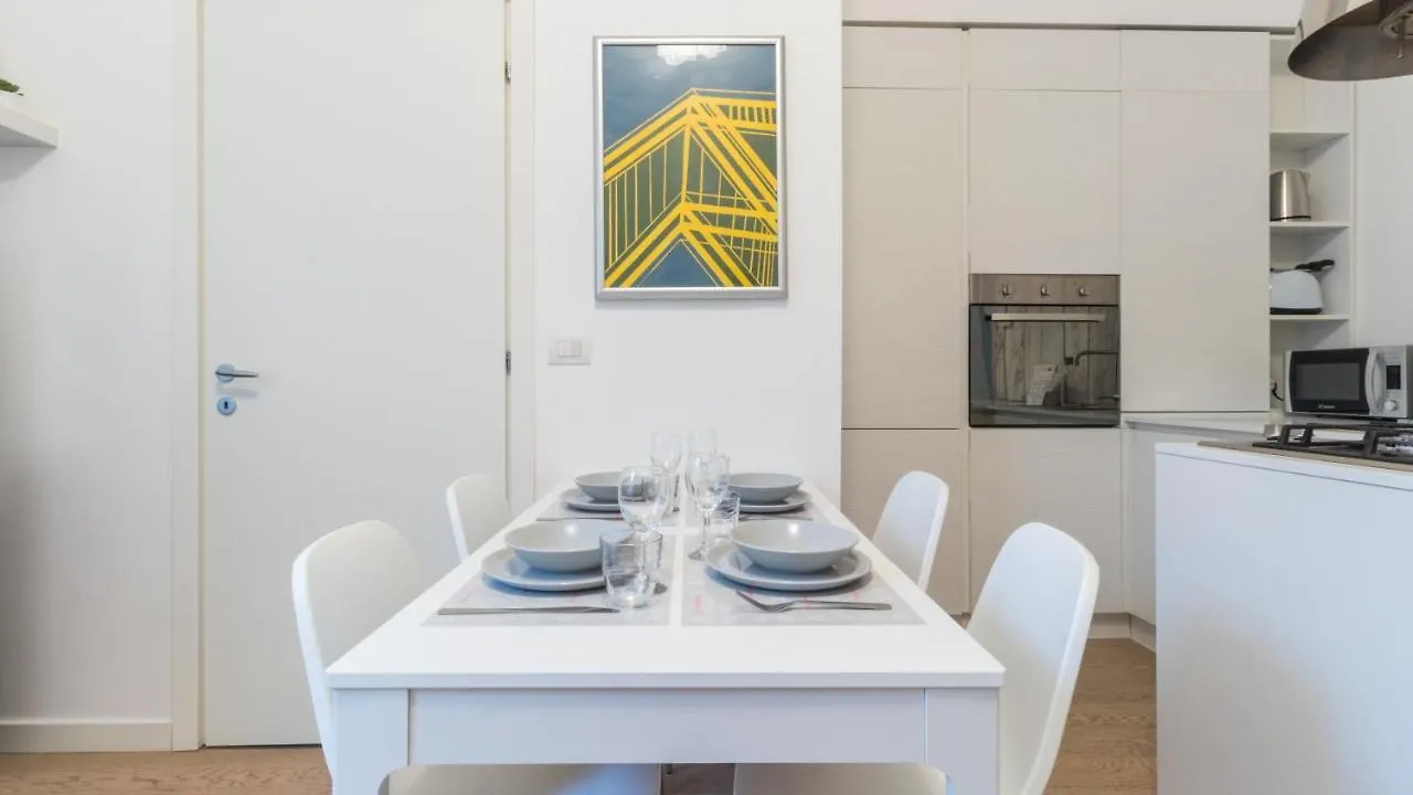Italianway - Garigliano 8 Apartment Milan