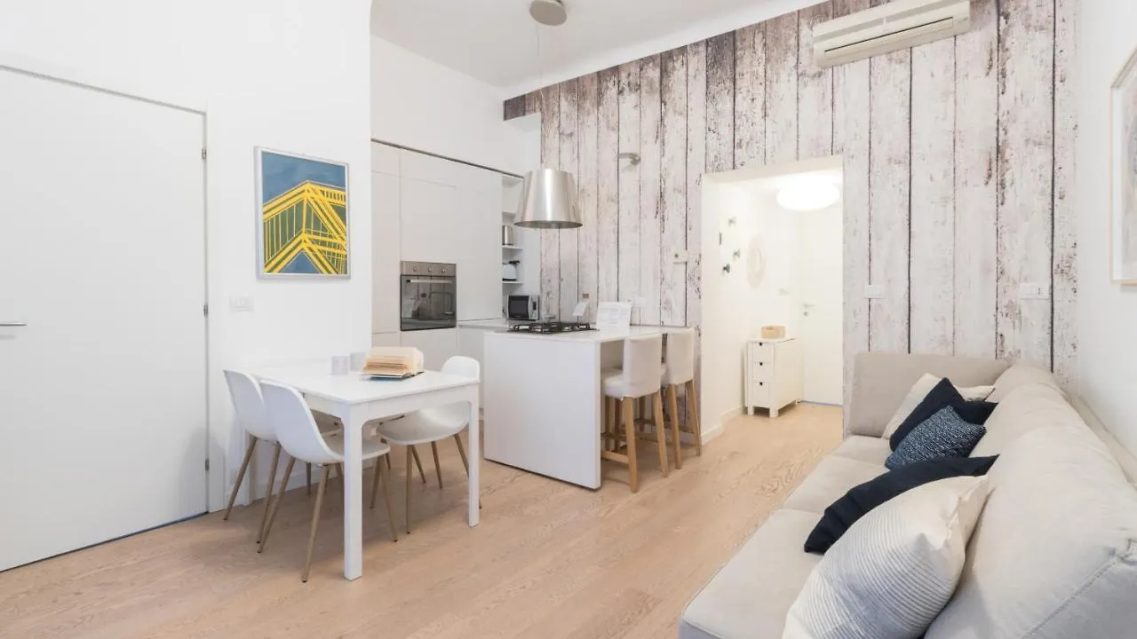 Italianway - Garigliano 8 Apartment Milan Italy