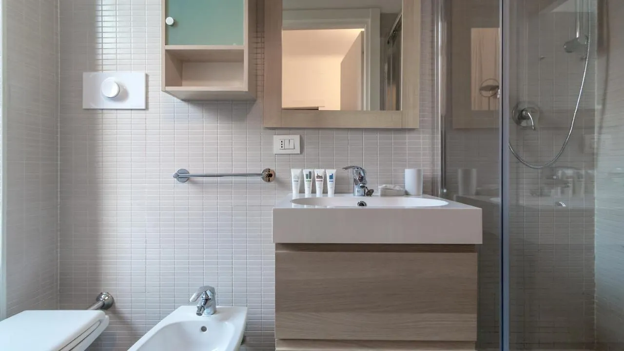 Italianway - Garigliano 8 Apartment Milan